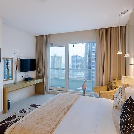 Oskena Vacation Homes - Waterfront Downtown ドバイ エクステリア 写真